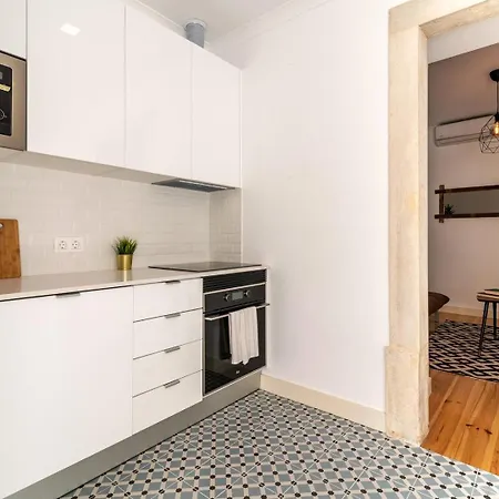 Guestready - Dazzling Apt With Private Terrace * Lisbon